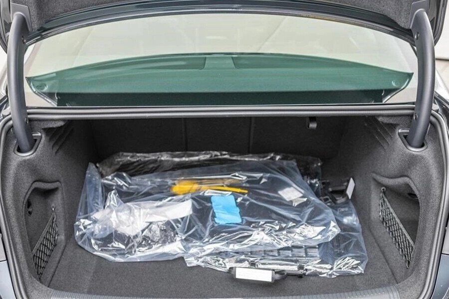 Audi A4 Sedan - Hình 15