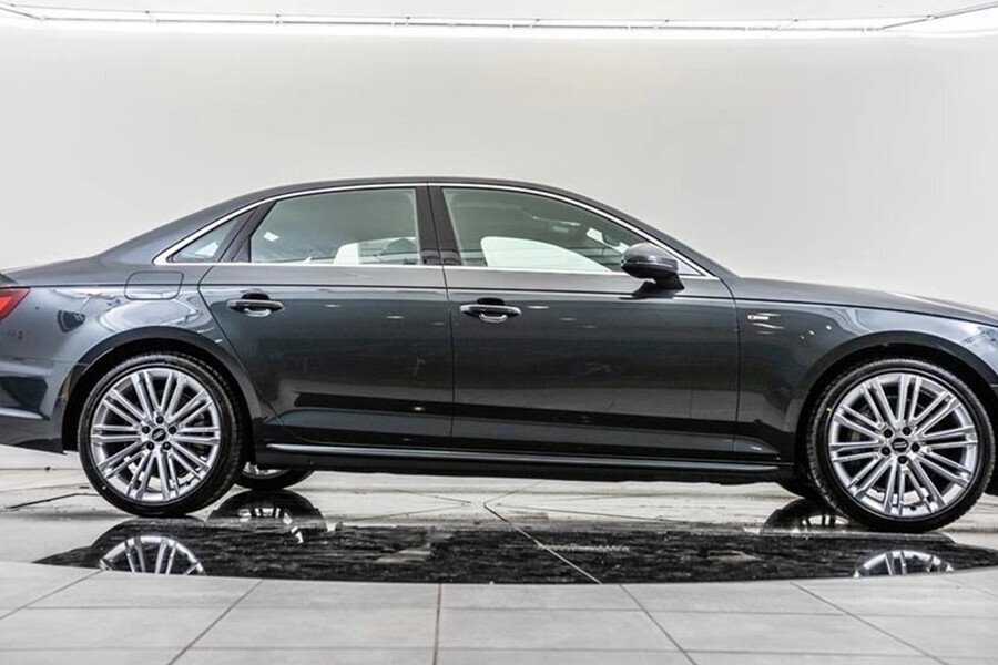 Audi A4 Sedan - Hình 4