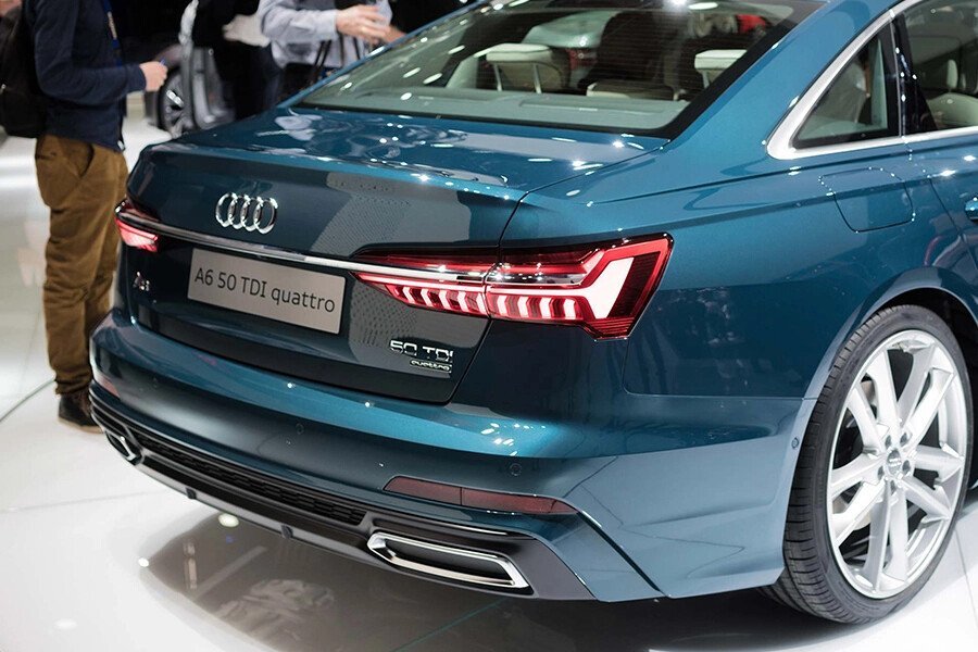 Audi A6 Sedan - Hình 10