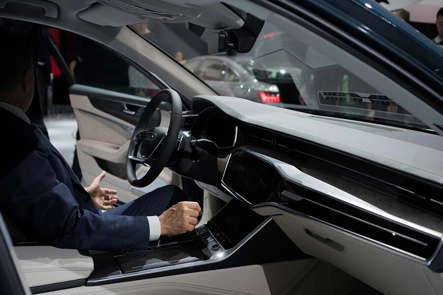 Audi A6 Sedan - Hình 14