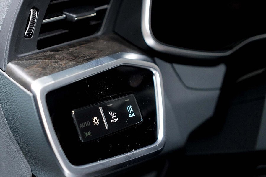 Audi A6 Sedan - Hình 24