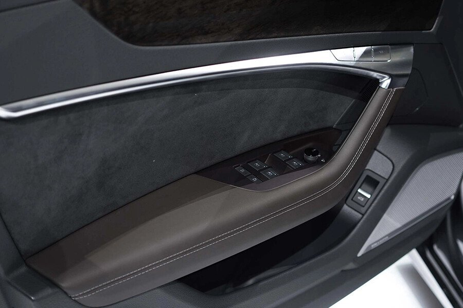 Audi A6 Sedan - Hình 27