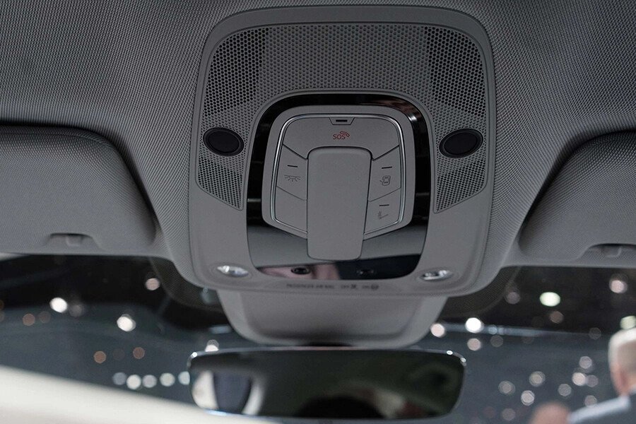 Audi A6 Sedan - Hình 29