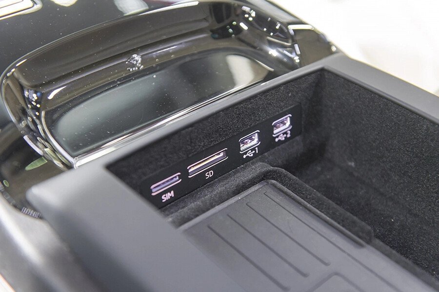 Audi A8L Sedan - Hình 27 Audi A8L Sedan - Hình 27