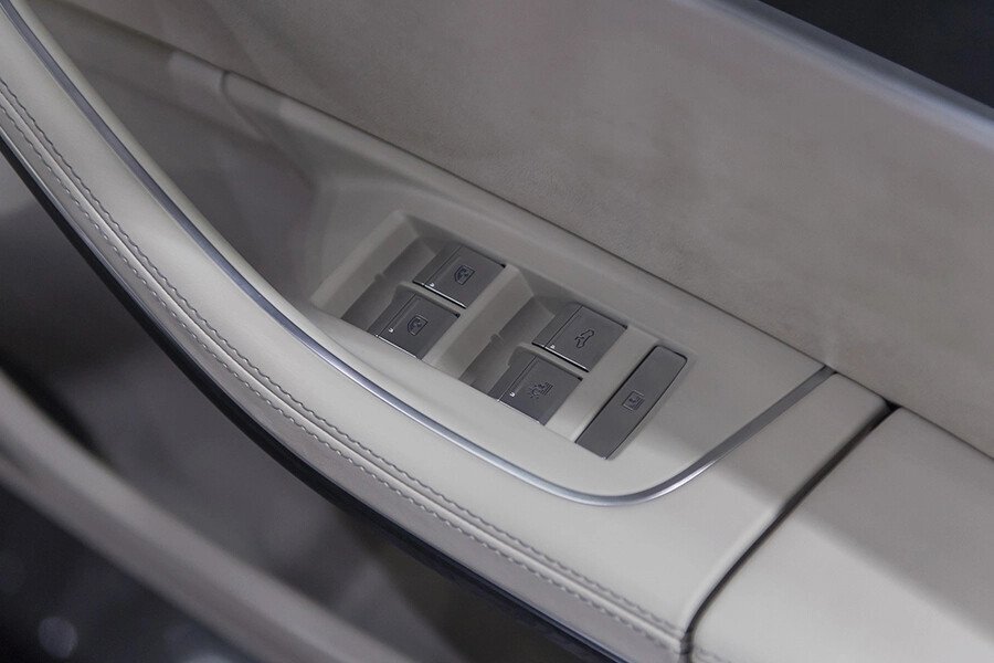 Audi A8L Sedan - Hình 29 Audi A8L Sedan - Hình 29