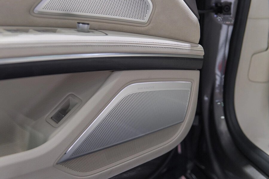 Audi A8L Sedan - Hình 34 Audi A8L Sedan - Hình 34