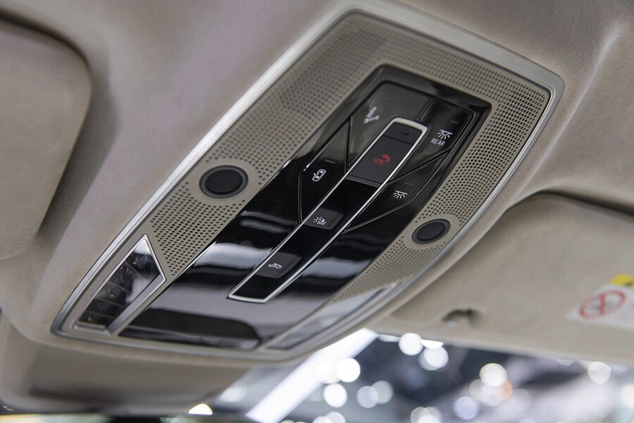 Audi A8L Sedan - Hình 36 Audi A8L Sedan - Hình 36