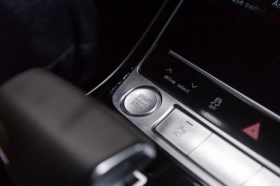 Audi A8L Sedan - Hình 39 Audi A8L Sedan - Hình 39