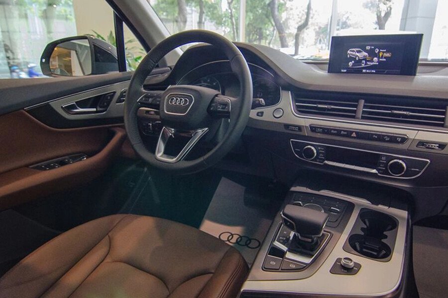 Audi Q7 SUV - Hình 11