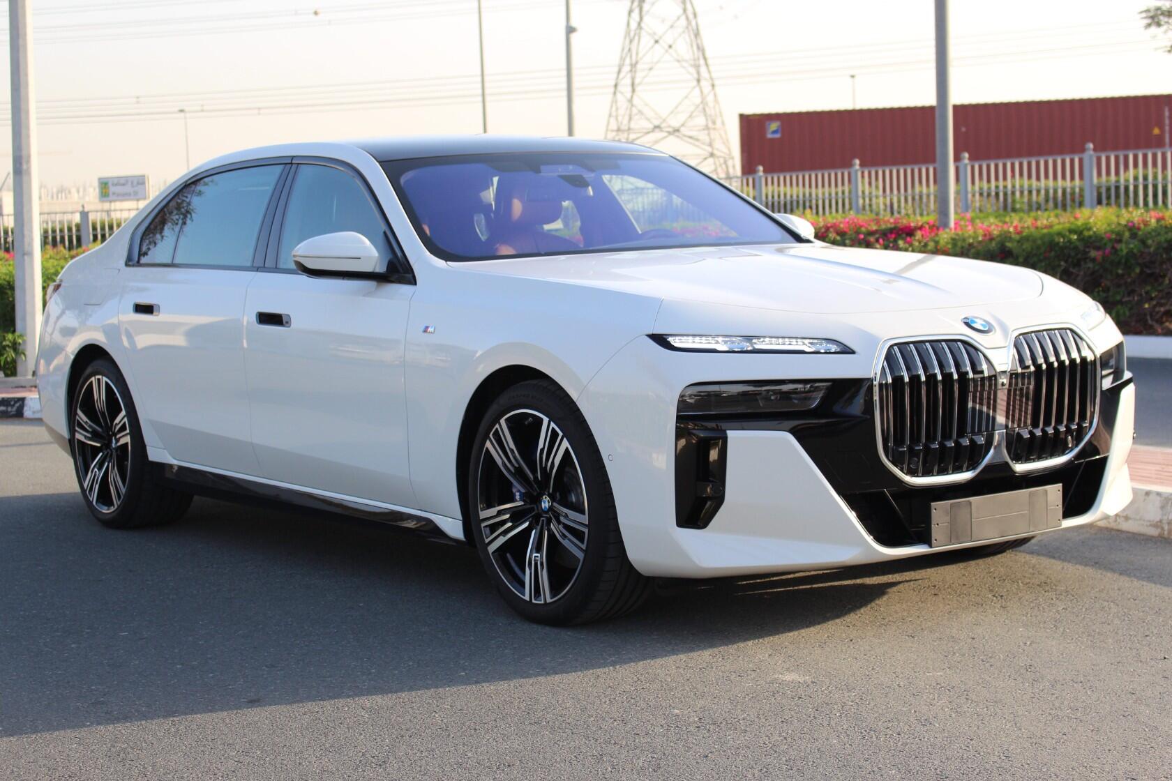 BMW 740Li Pure Excellence - Hình 1