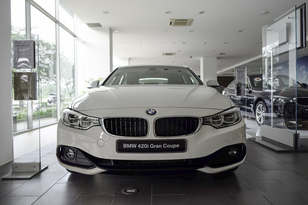 BMW 420i Gran Coupé - Hình 2