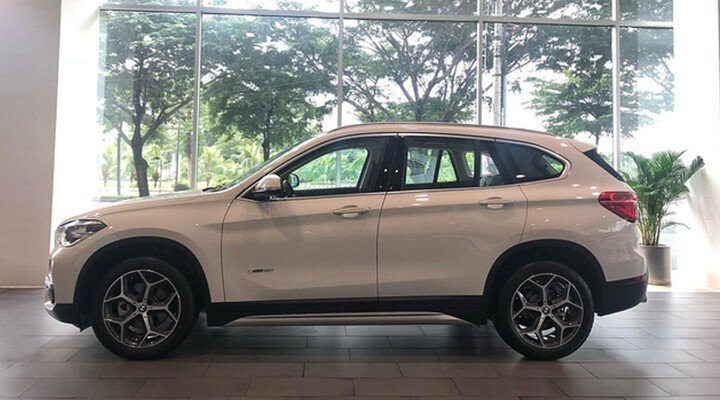 BMW X1 18i sDrive - Hình 3 BMW X1 18i sDrive - Hình 3