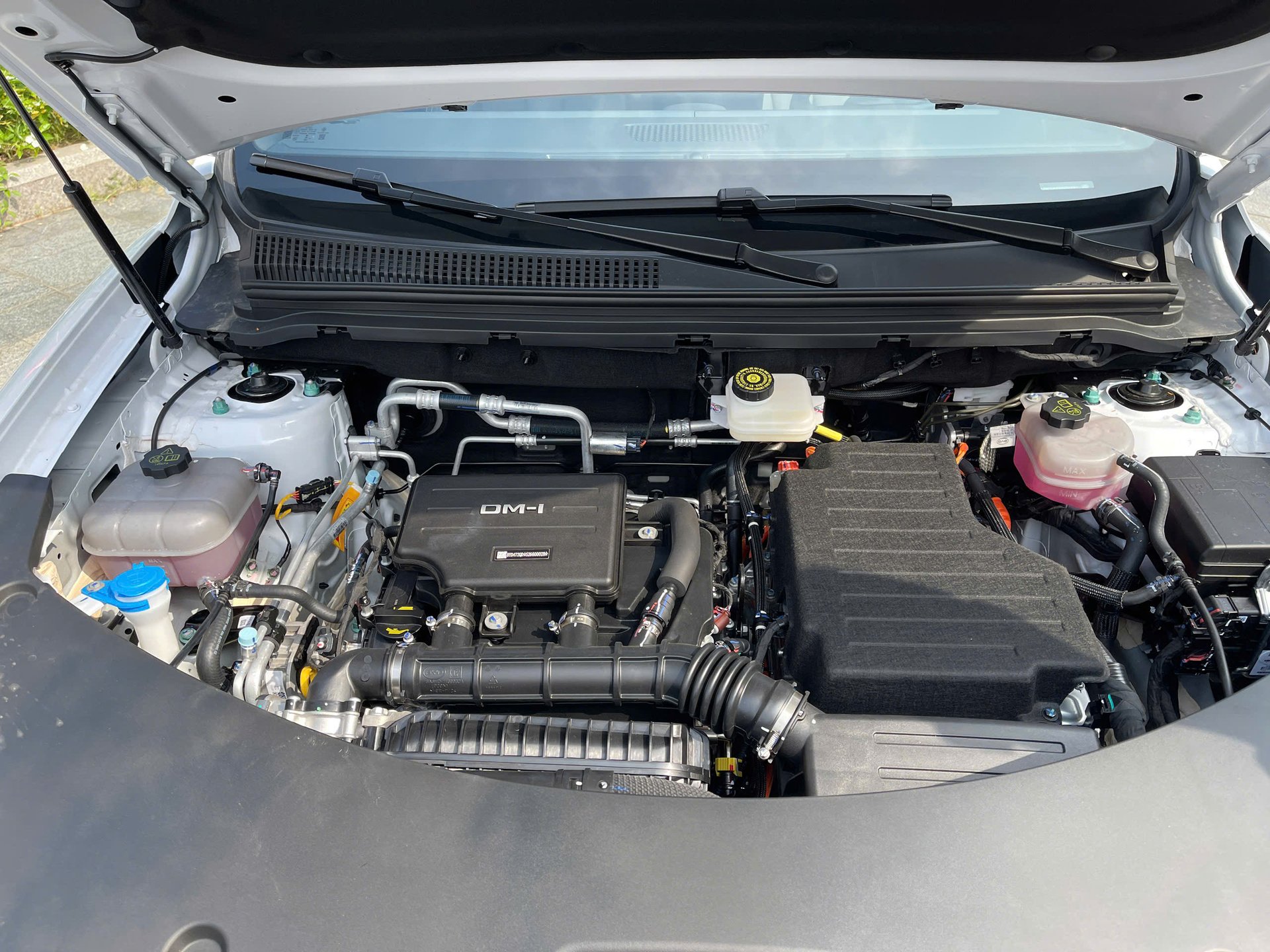 Hệ thống động cơ hybrid DM-i trên BYD Sealion 5