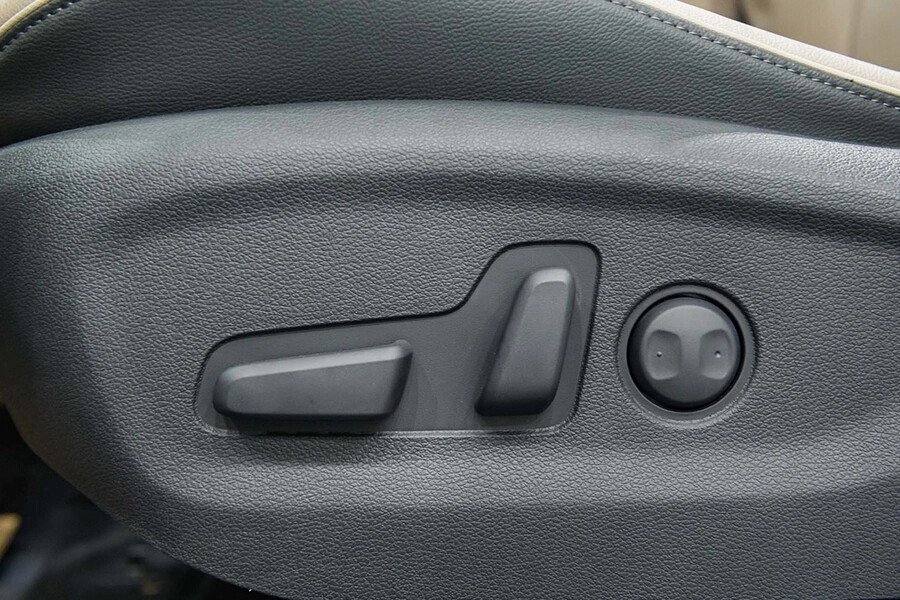 Hyundai Tucson 2.0 Tiêu Chuẩn 2020 - Hình 21