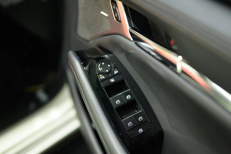 Mazda 3 Premium 2025 - Hình 11