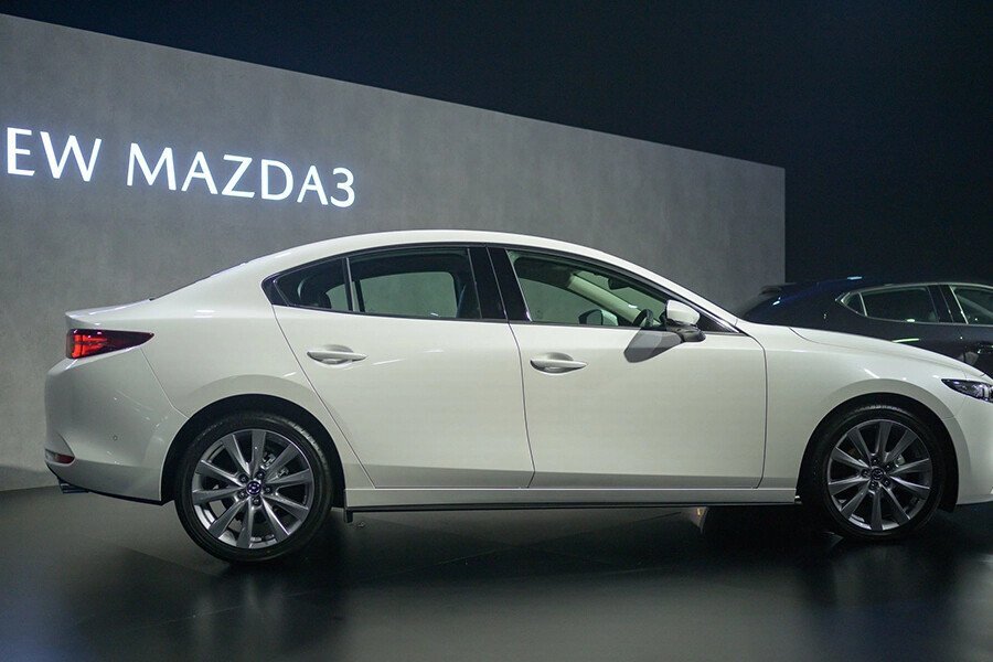 Mazda 3 Signature Luxury 2024 - Hình 7