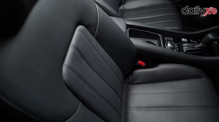 Mazda 6 2.5L Signature Premium 2026 - Hình 11