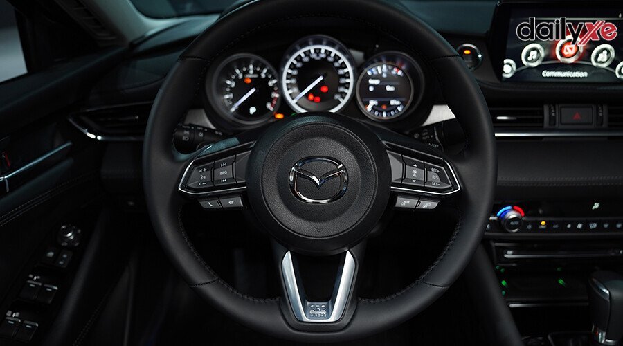 Mazda 6 Luxury 2026 - Hình 27