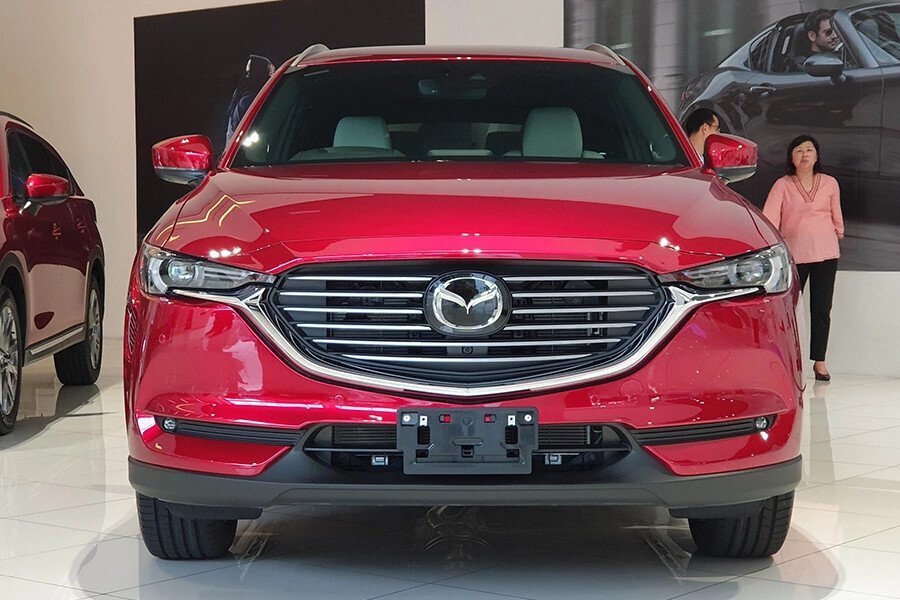 Mazda CX-8 Deluxe 2WD - Hình 1