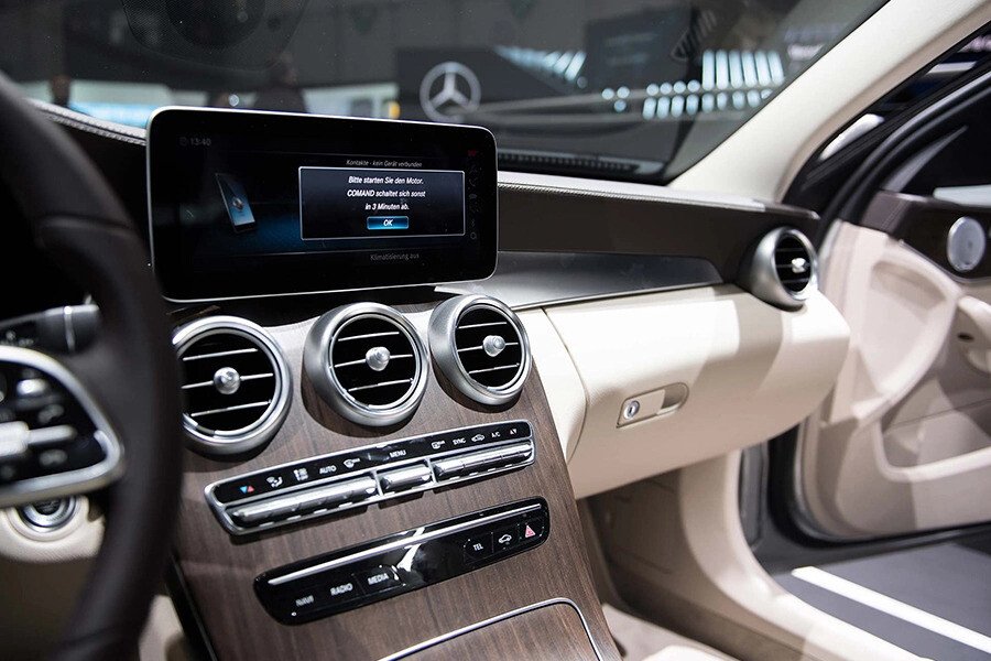 Mercedes-Benz C200 Exclusive 2022 - Hình 14