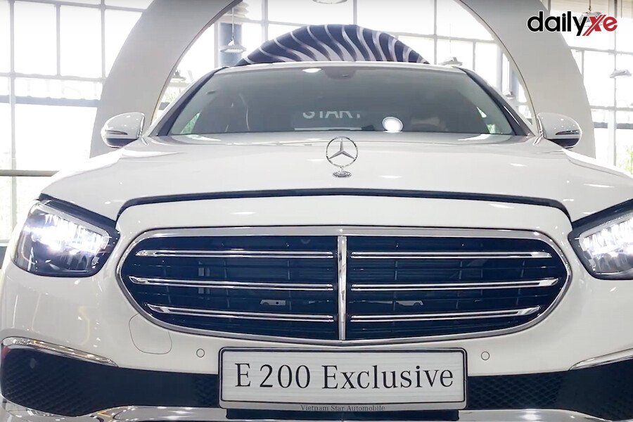 Mercedes-Benz E200 Exclusive 2021 - Hình 9
