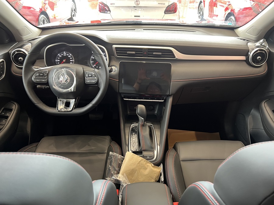 MG ZS 1.5 2WD Luxry - Hình 29