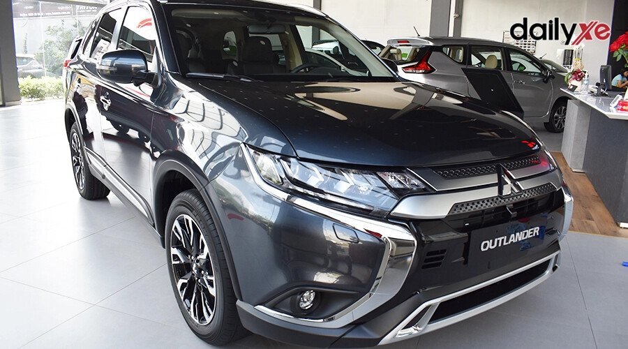 Mitsubishi Outlander 2021 ra mắt 7 phiên bảnGiá bán hấp dẫn liệu cósoán  ngôi CRV