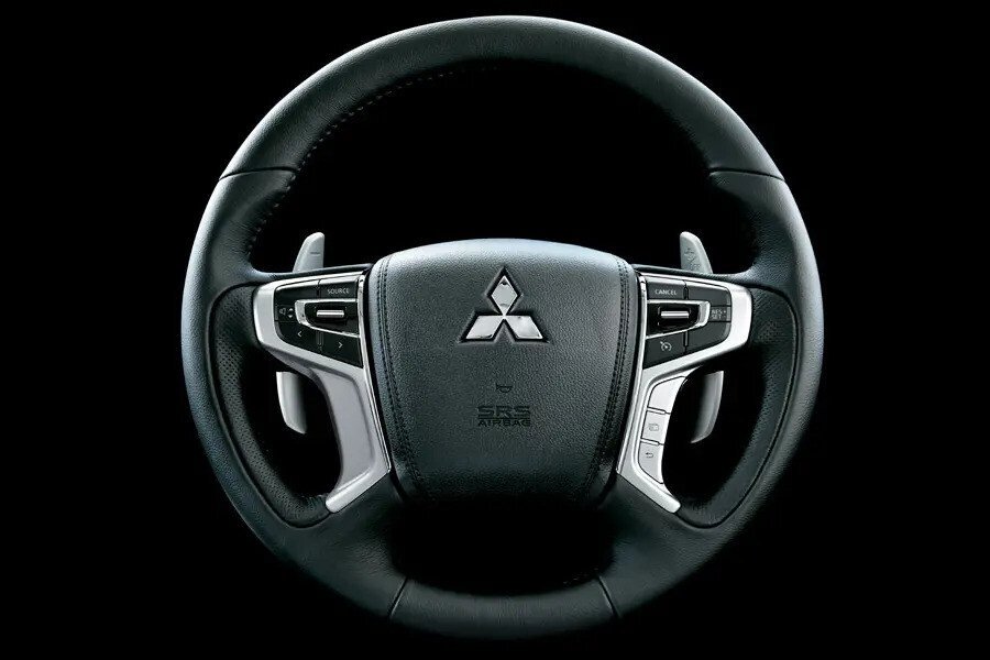 Mitsubishi Pajero Sport Gasoline 4x2 AT Premium - Hình 13 Mitsubishi Pajero Sport Gasoline 4x2 AT Premium - Hình 13