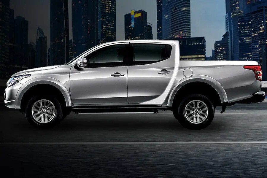 Mitsubishi Triton 4x2 MT - Hình 2 Mitsubishi Triton 4x2 MT - Hình 2