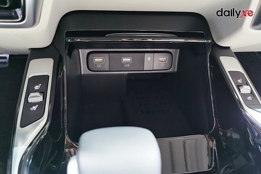 New KIA Sorento Premium D2.2 (Máy dầu) - Hình 27