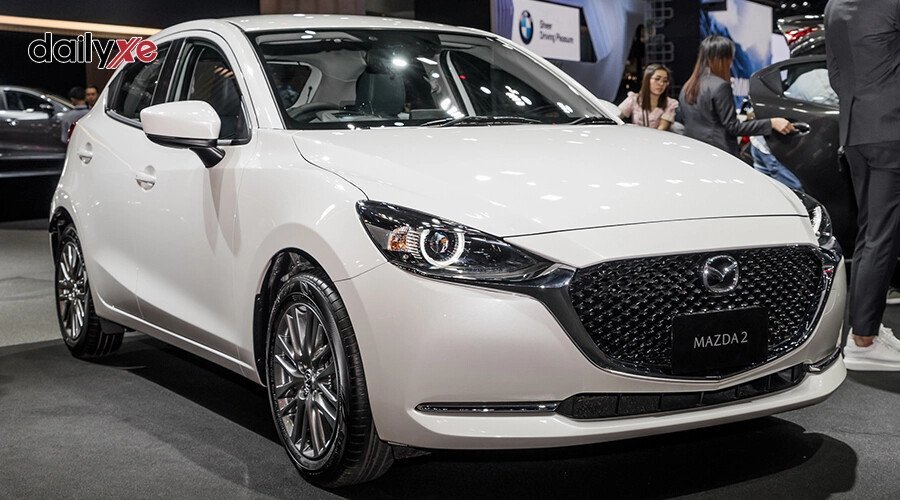 New Mazda2 1.5 Sport Premium - Hình 1