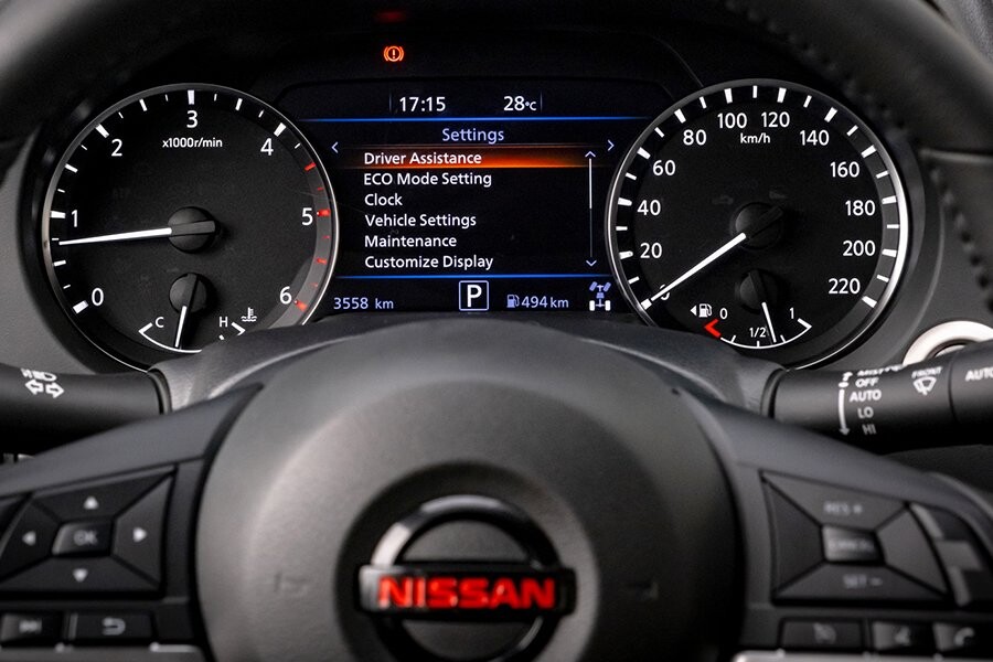 Nissan Navara EL Premium Z - Hình 13