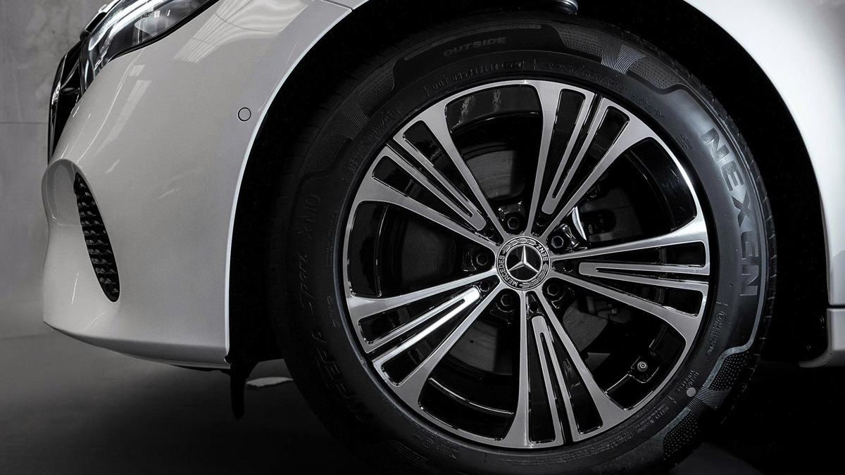 Bộ mâm đa chấu 20 inch mới diện mạo mạnh mẽ