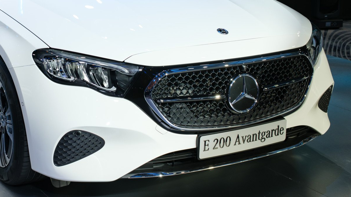 Bộ lưới tản nhiệt Black Panel