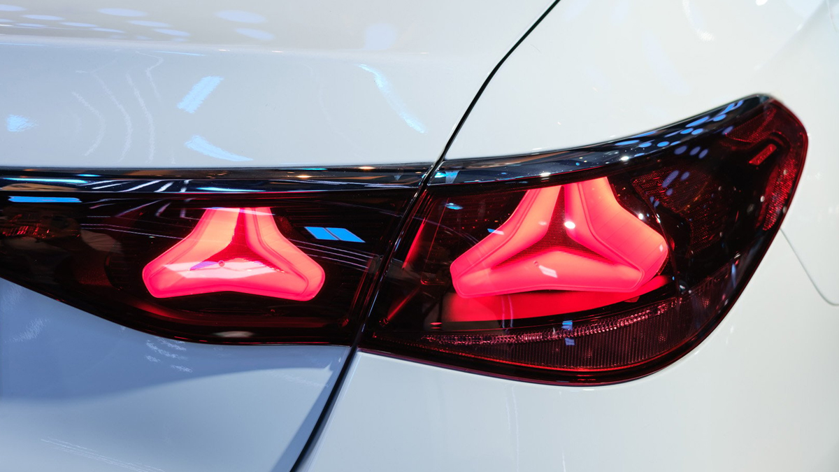 Cụm đèn hậu LED 3D tạo hình ngôi sao ba cánh