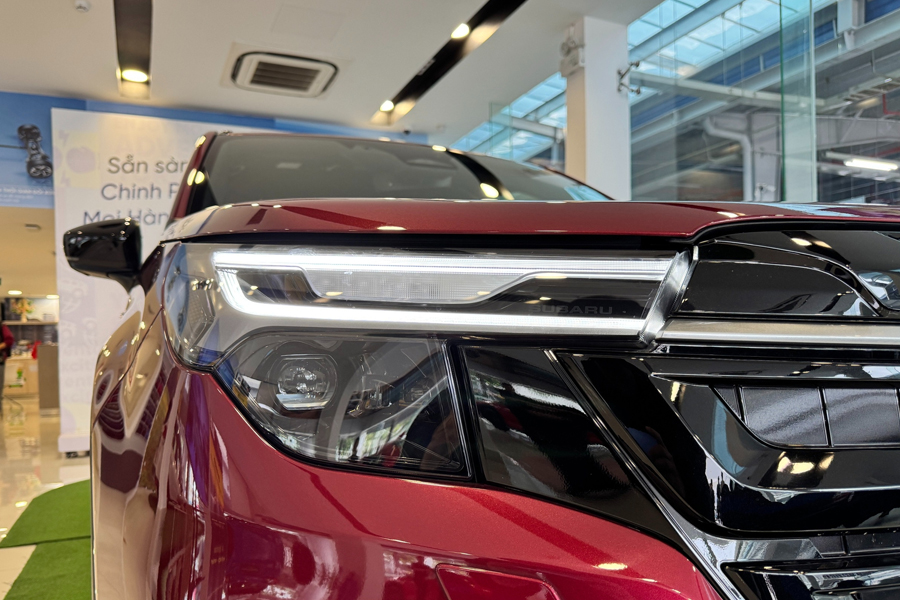 Cụm đèn chiếu sáng LED