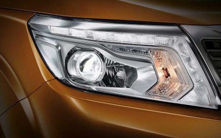 Nissan Navara EL Prenium R (Máy dầu) - Hình 4 Nissan Navara EL Prenium R (Máy dầu) - Hình 4