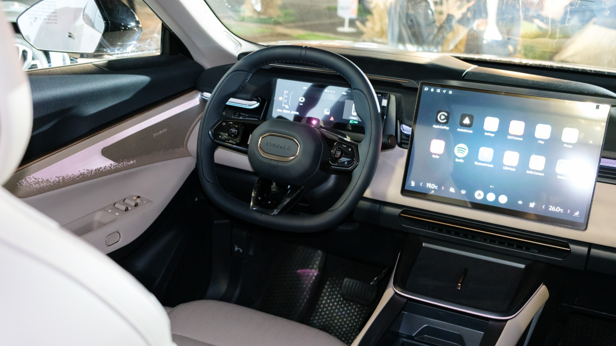 Nổi bật nhất với Màn hình trung tâm 15.4 inch