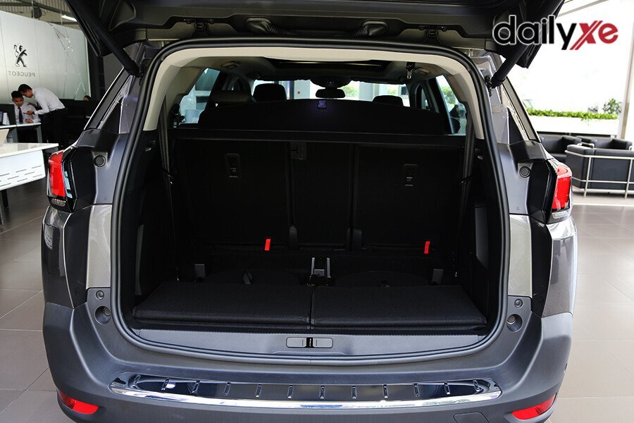 Peugeot 5008 Active SUV 7 chỗ - Hình 15 Peugeot 5008 Active SUV 7 chỗ - Hình 15