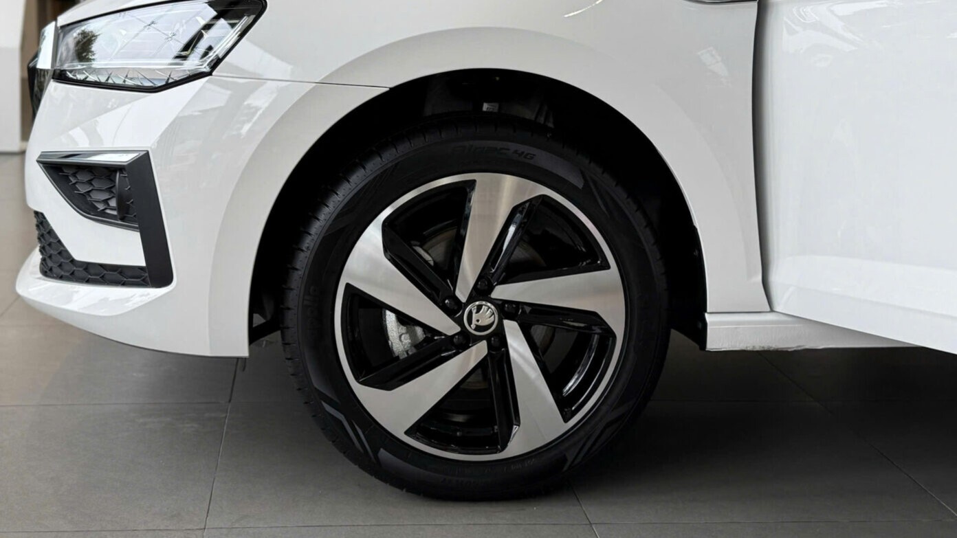 Bộ mâm xe hợp kim Ving 16 inch thiết kế thể thao