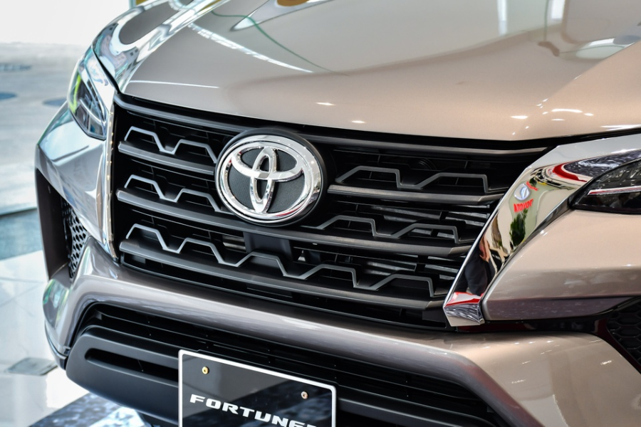 Trang bị lưới tản nhiệt hình thang cỡ lớn