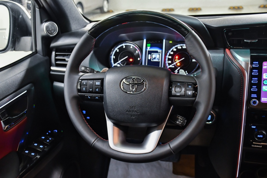 Vô-lăng ba chấu bọc da