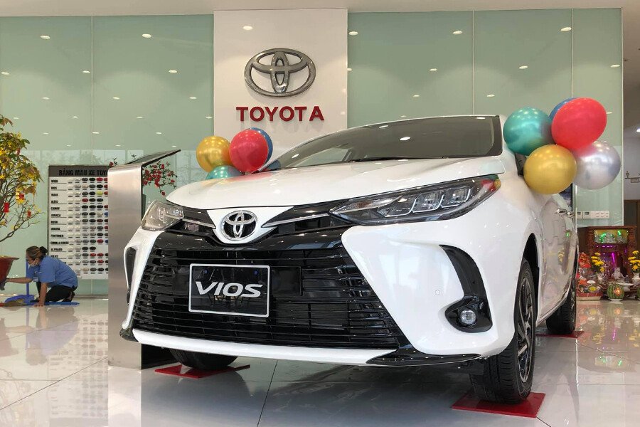 Toyota Vios 1.5E CVT - Hình 3